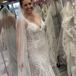Allure Wedding Dress - Brand NEW